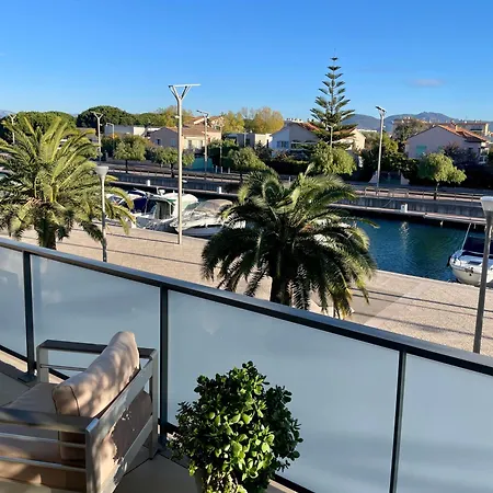 Flo Location Apartman Fréjus
