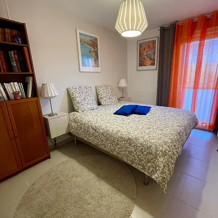 Flo Location Apartman
